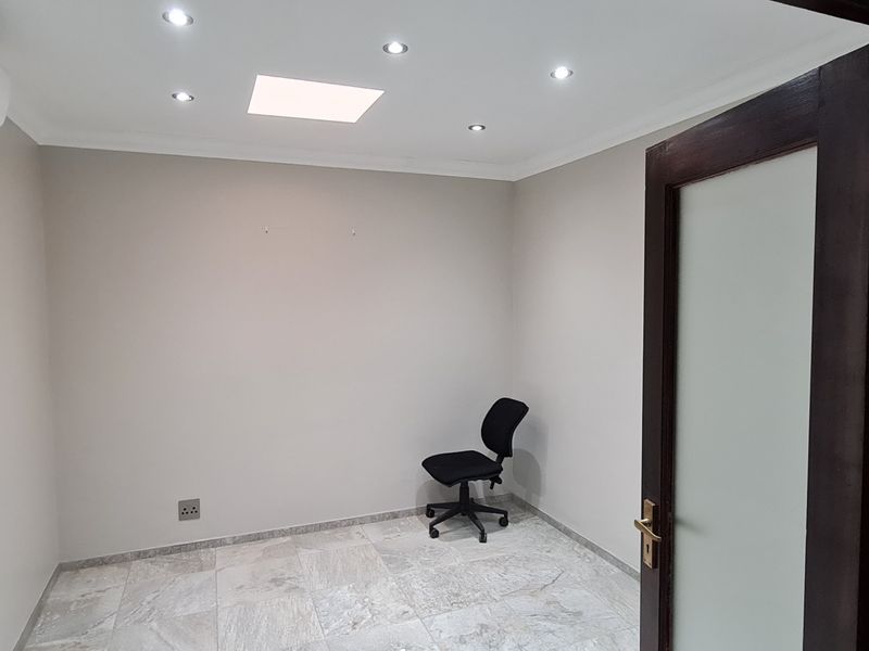 STAND ALONE OFFICE SPACE TO LET - CENTURION - Photo 10