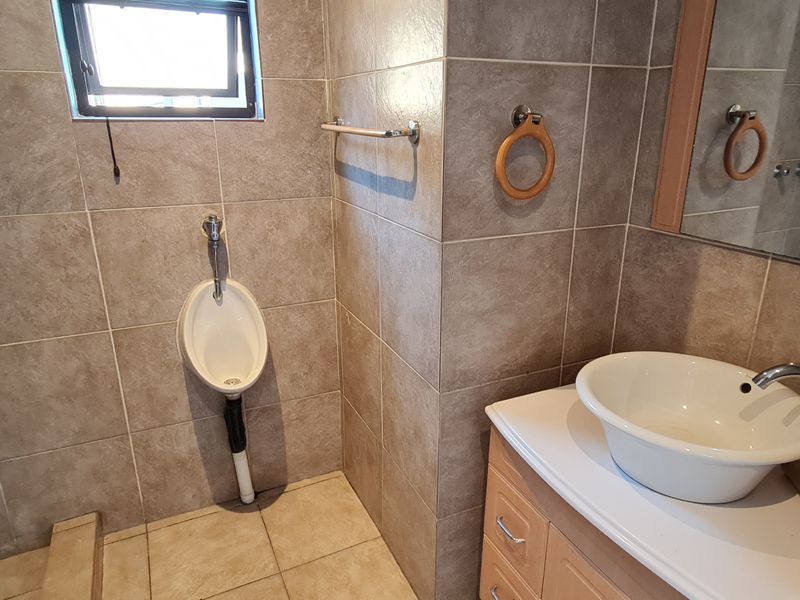 STAND ALONE OFFICE SPACE TO LET - CENTURION - Photo 5