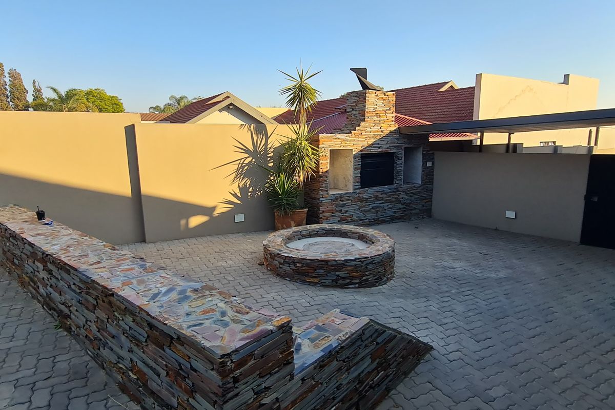 STAND ALONE OFFICE SPACE TO LET - CENTURION - Photo 3