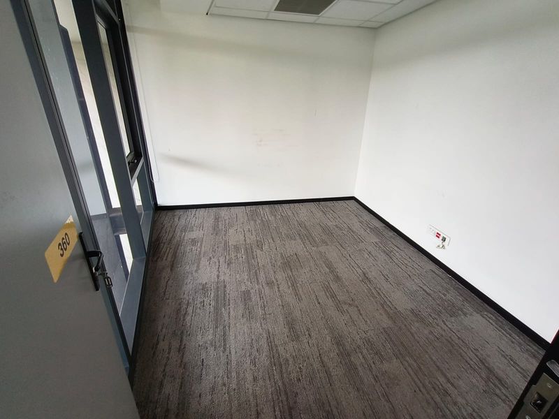 Prime 309m2 Office To Let in Irene Link Precinct – Premium, Secure & Energy-Efficient - Photo 9