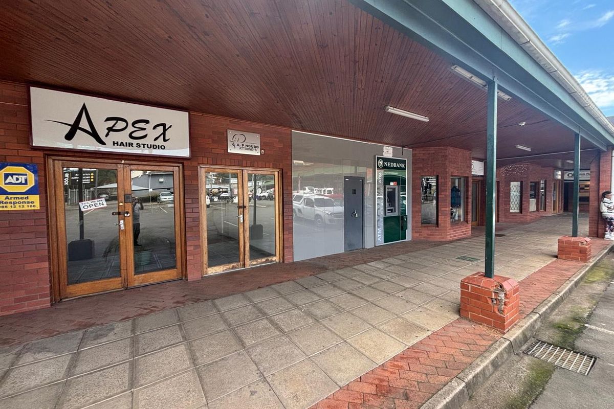 201sqm Office to rent in Pmb CBD at R17029-00 per month plus Vat - Photo 2