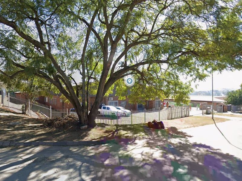 Well-Located Industrial Property with Warehouse and Offices – Rocky Drift, White River - Photo 3