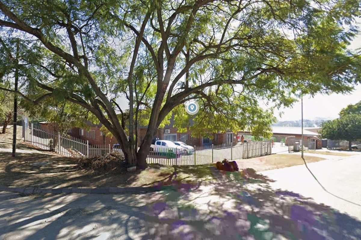 Well-Located Industrial Property with Warehouse and Offices – Rocky Drift, White River - Photo 3