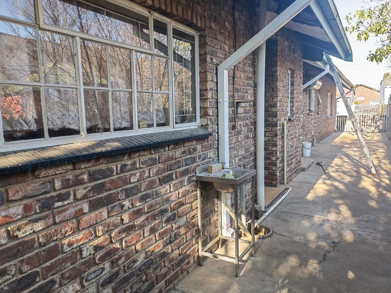 Unique Real Estate investment for Sale in Parys - Photo 5