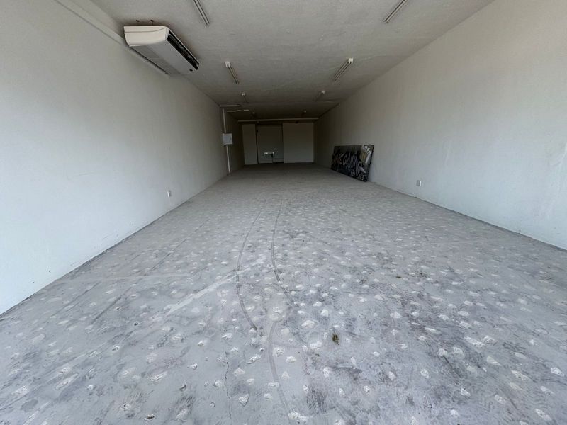 Prime Retail Space To Let | Umhlanga Rocks Drive Exposure - Photo 5