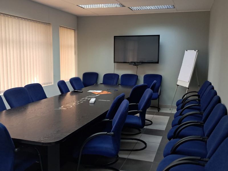 5257m2 Warehouse with yard TO LET in Clayville ex 14 - Photo 4