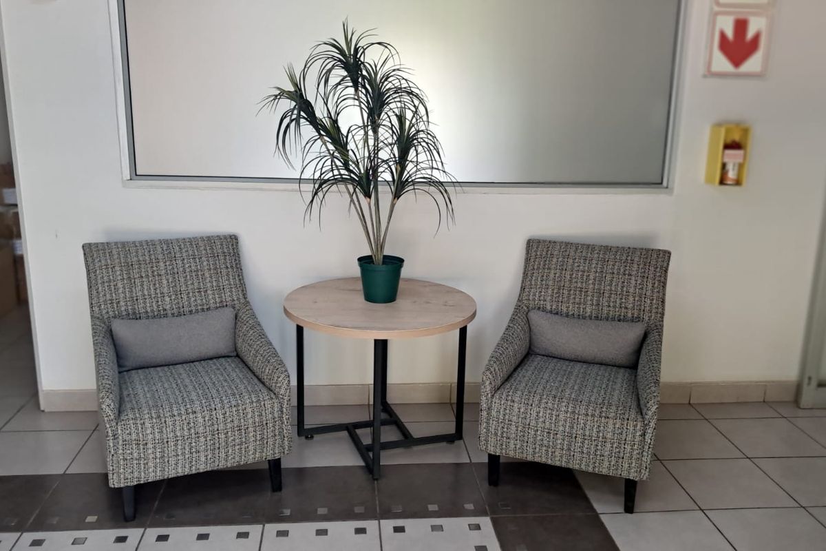 5257m2 Warehouse with yard TO LET in Clayville ex 14 - Photo 2