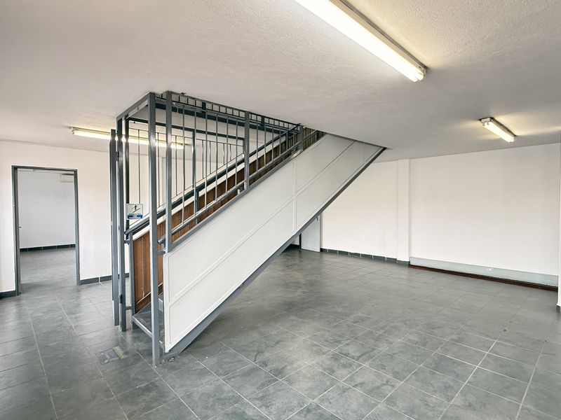 High-Impact 1,083m2 Warehouse with Offices To Let in Prime Samrand Location with N1 Visibility - Photo 10