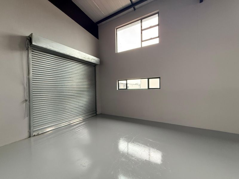 Commercial Unit to Let in Waterval East Business Park, Rustenburg - Photo 6