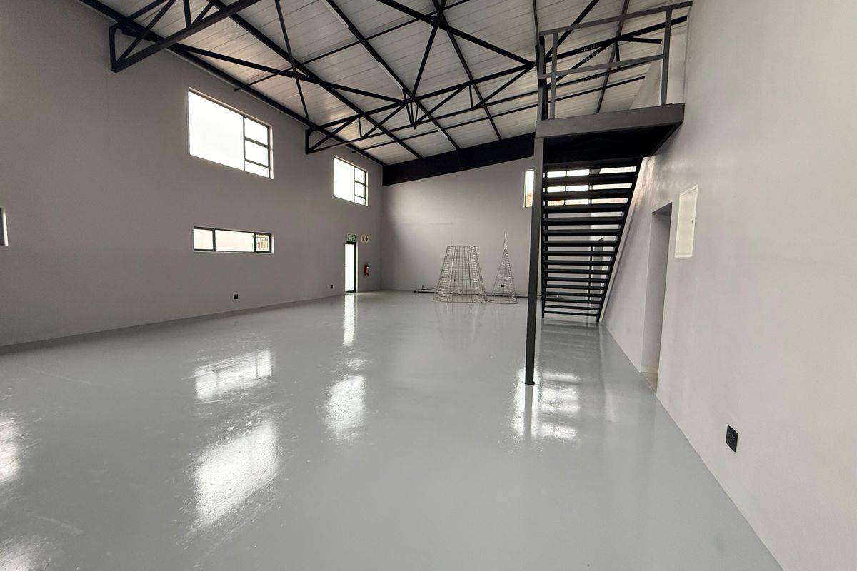 Commercial Unit to Let in Waterval East Business Park, Rustenburg - Photo 3