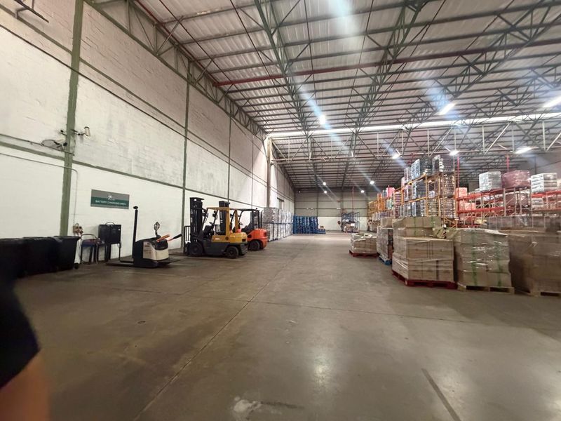 A-Grade Warehouse Facility To Let in New Germany - Photo 4