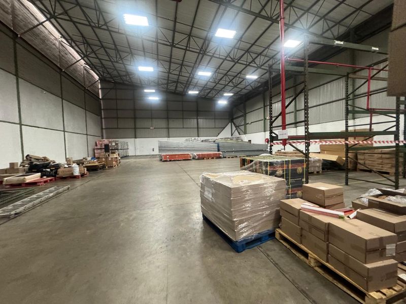A-Grade Warehouse Facility To Let in New Germany - Photo 10
