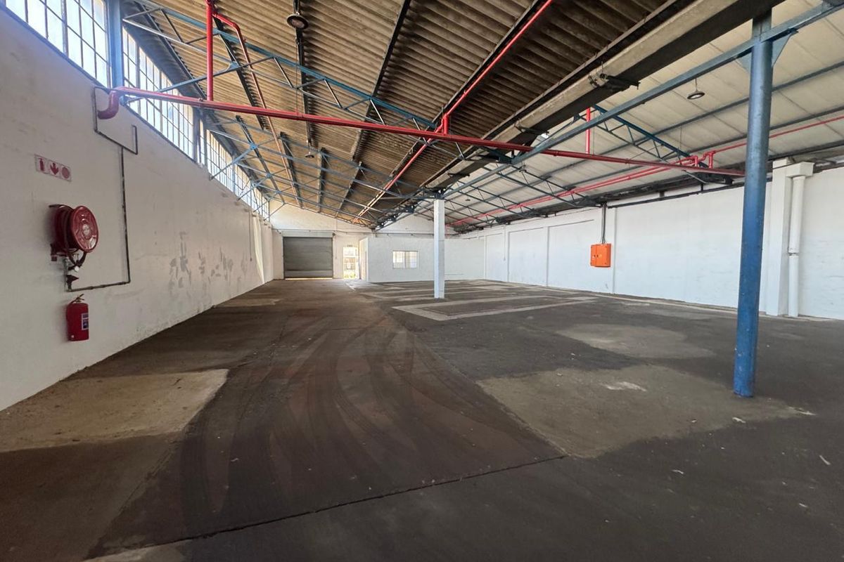 544m2 Industrial Unit To Let in Central Pinetown - Photo 2
