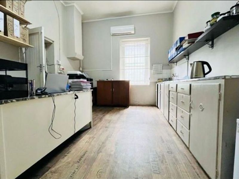 Well-Located Office Space To Let in Worcester Central - Photo 6