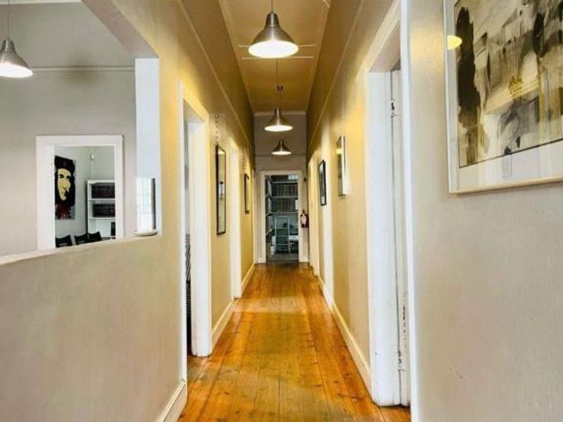 Well-Located Office Space To Let in Worcester Central - Photo 2