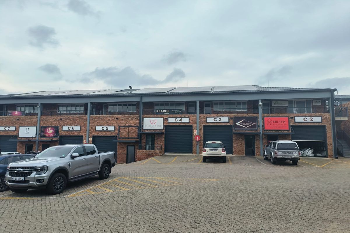 250m2 Office Suite with Balcony in Secure Business Complex, Highveld Centurion - Photo 2