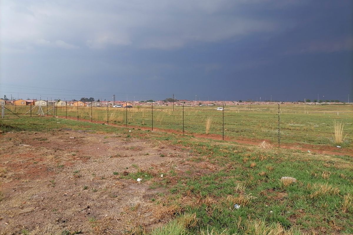 Discover Your Dream Smallholding in Boitumelo, Sebokeng! - Photo 5