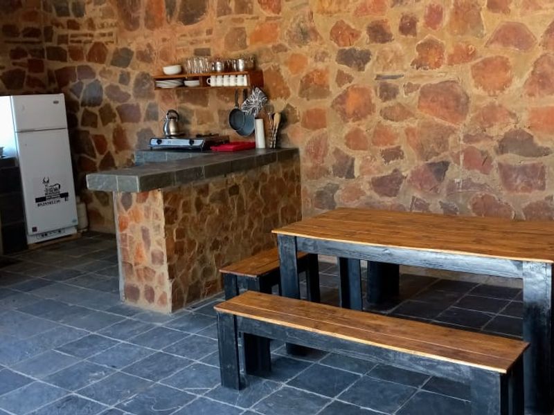 Property with expanding possibilities - Photo 7