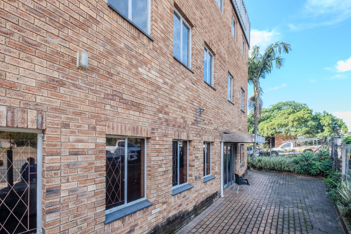 Multi-Storey Office Building To Let | New Germany / Pinetown - Photo 2