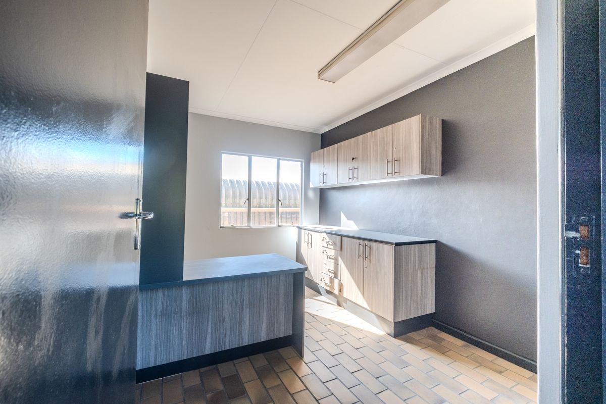 Multi-Storey Office Building To Let | New Germany / Pinetown - Photo 5