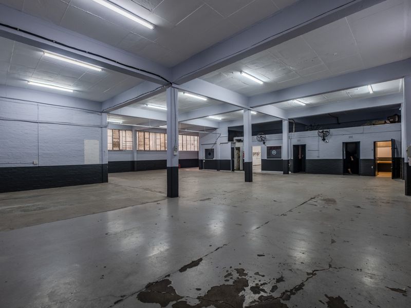 369sqm Industrial Unit To Let in Pinetown – Secure & Functional Space - Photo 7