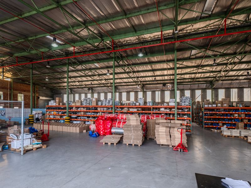 1,471m2 Industrial Warehouse To Let | Prospecton - Photo 2