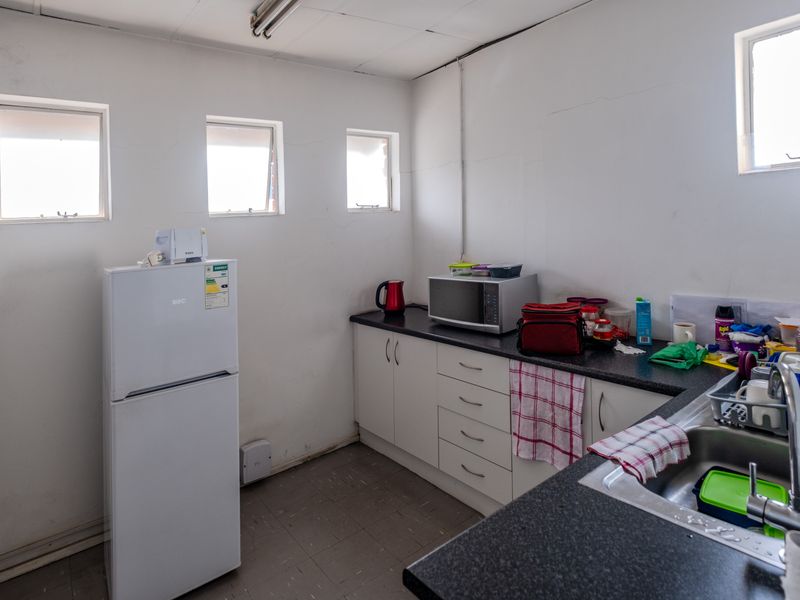 1,471m2 Industrial Warehouse To Let | Prospecton - Photo 9