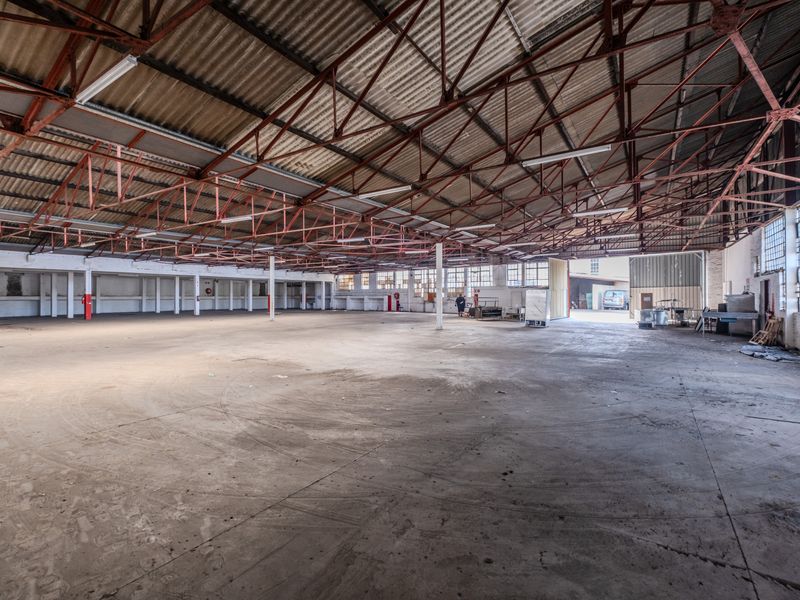 1,728m2 Warehouse To Let in Congella, Durban South - Photo 4
