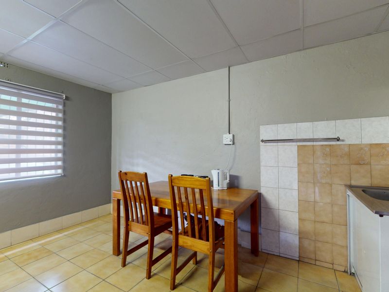 An impressive industrial property for those with big plans. - Photo 6