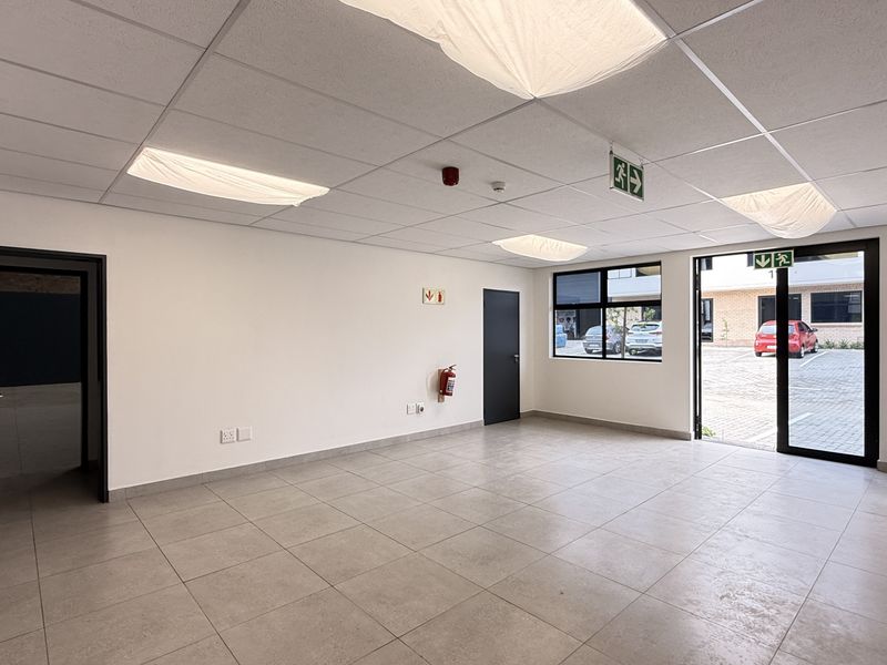 AAA-Grade 559m2 Warehouse To Let in Samrand, High-Clearance and Superlink Access - Photo 7