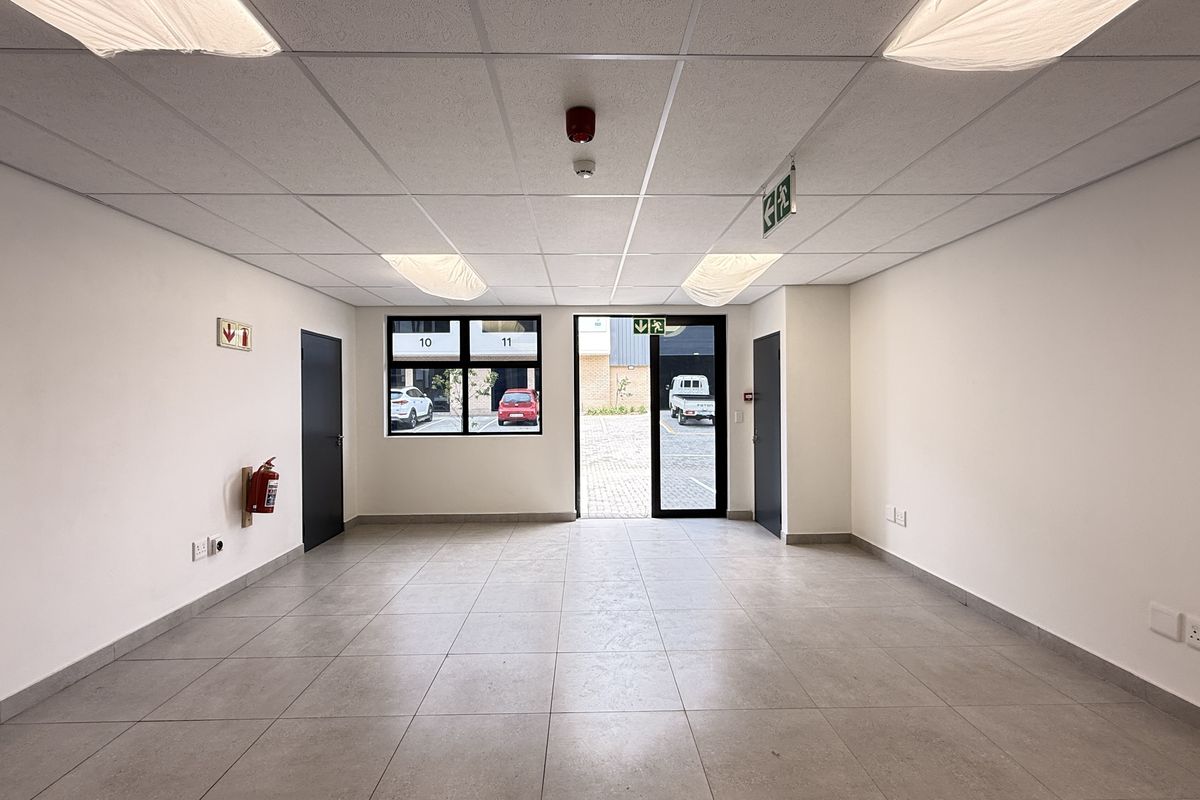 AAA-Grade 559m2 Warehouse To Let in Samrand, High-Clearance and Superlink Access - Photo 4