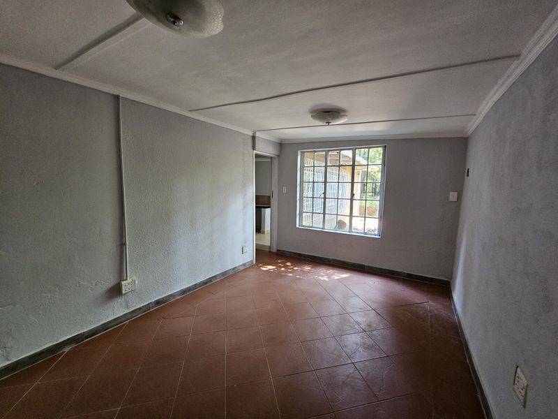 TO LET Centurion Small Office Space / Salon Space - Photo 7