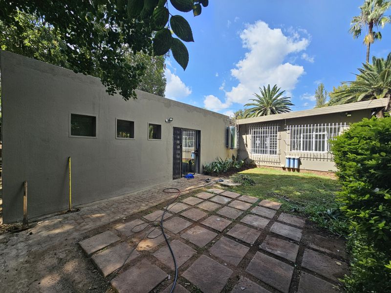 TO LET Centurion Small Office Space / Salon Space - Photo 2