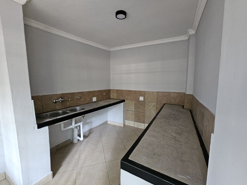 TO LET Centurion Small Office Space / Salon Space - Photo 5