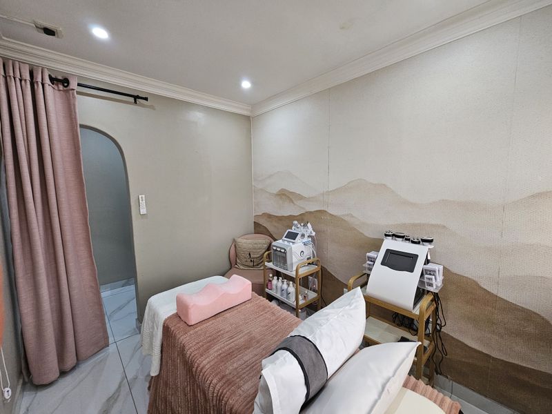 FOR SALE - SALON CENTURION - Photo 10