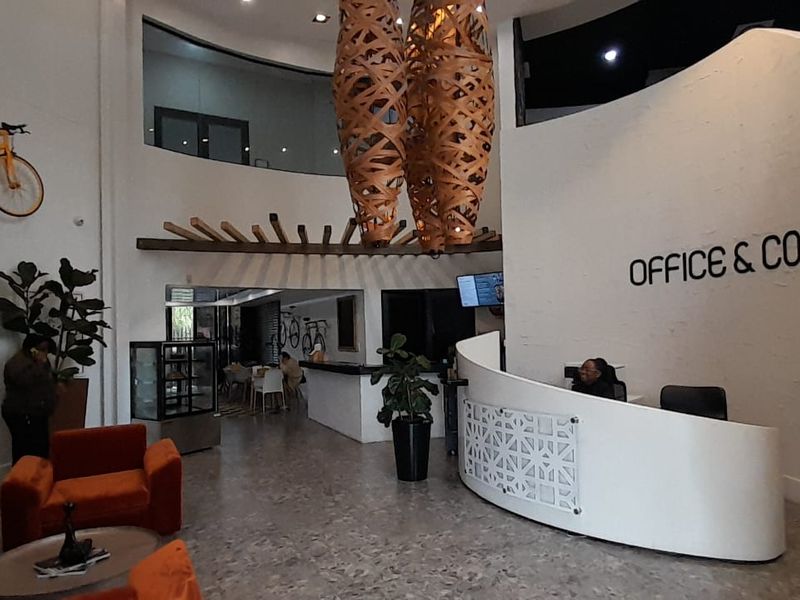 Fully Serviced and Furnished 139m2 Office, Just Plug-in and Operate, Kyalami - Photo 2