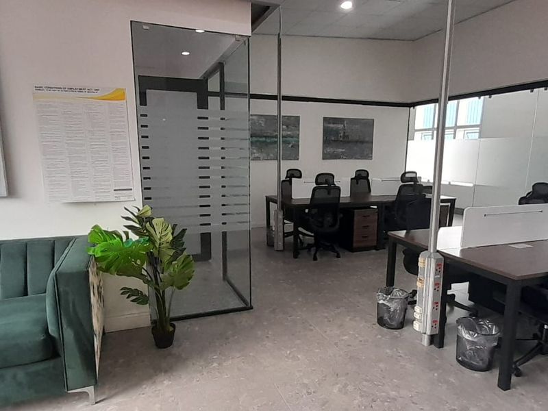 Fully Serviced and Furnished 139m2 Office, Just Plug-in and Operate, Kyalami - Photo 3