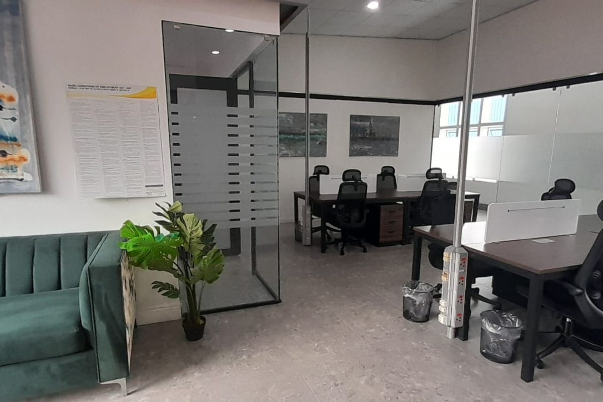 Fully Serviced and Furnished 139m2 Office, Just Plug-in and Operate, Kyalami - Photo 3