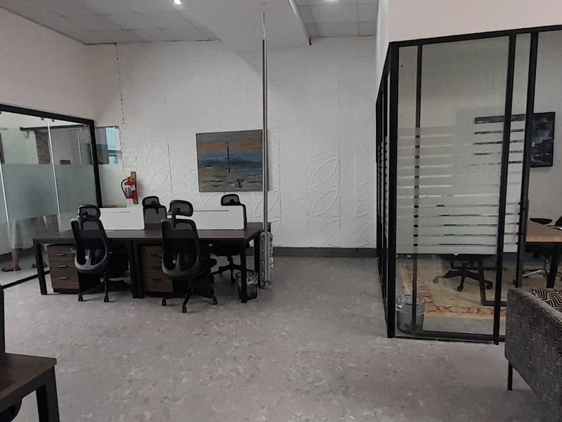 Fully Serviced and Furnished 139m2 Office, Just Plug-in and Operate, Kyalami - Photo 5
