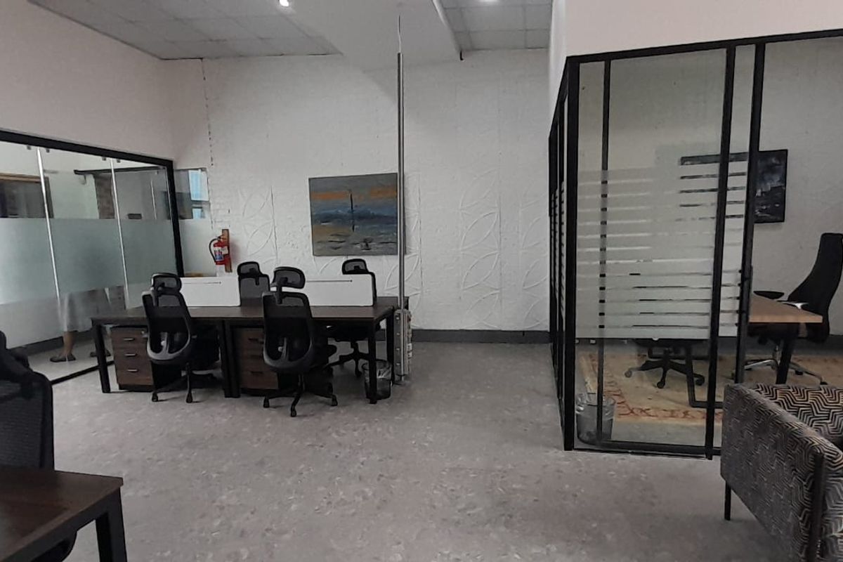 Fully Serviced and Furnished 139m2 Office, Just Plug-in and Operate, Kyalami - Photo 5