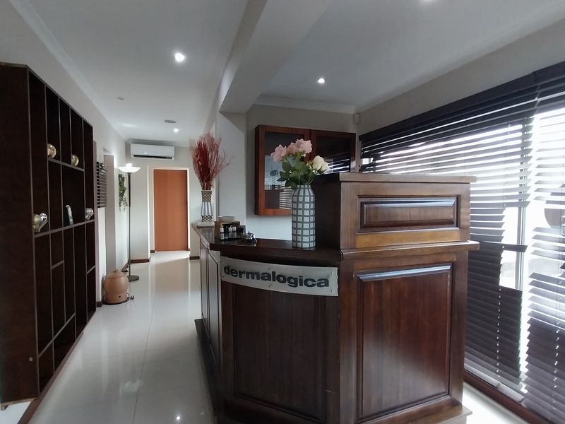 Ready to Operate Commercial Space To Let  Heart of Margate CBD - Photo 2