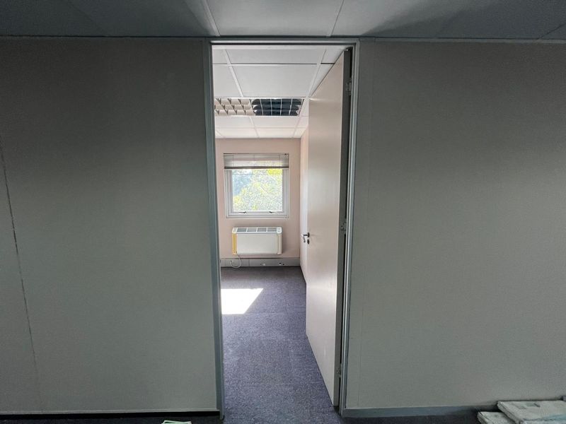 Training Facility / Corporate Office Suites - Photo 9