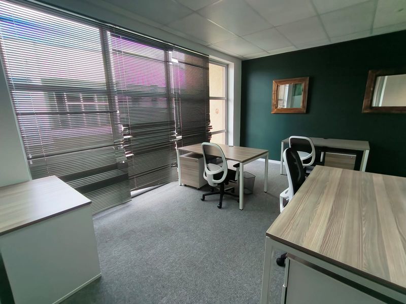 Fully Furnished Office To Let Near Gautrain | Flexible, Turnkey Workspace - Photo 3
