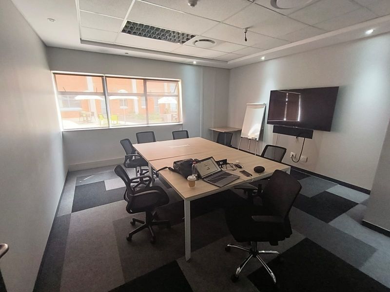 Prime A-Grade 48.52m2 Office Space To Let, Die Hoewes, Centurion, Prime Location Near Gautrain - Photo 10