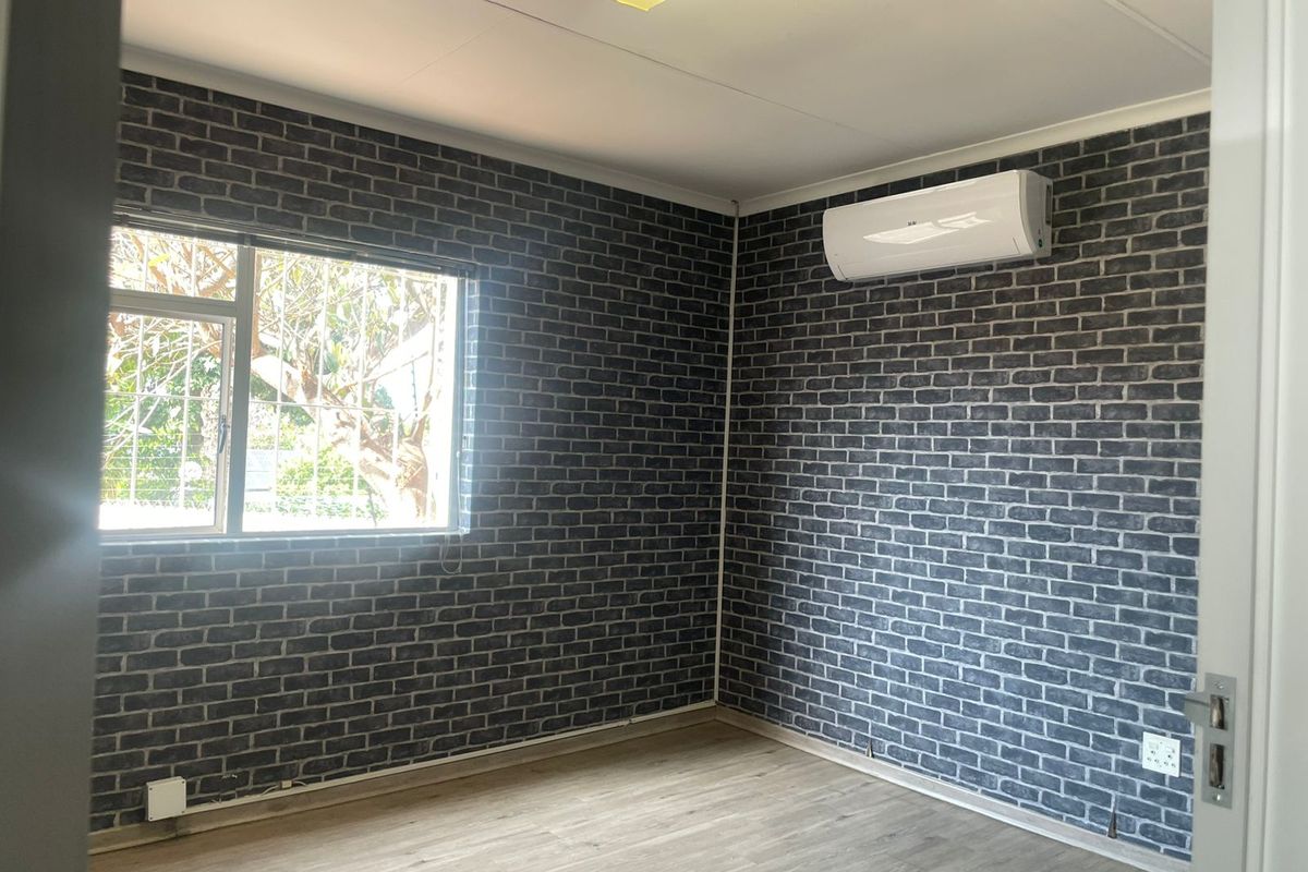 Medical suite to rent within a Wellness Centre - Photo 5