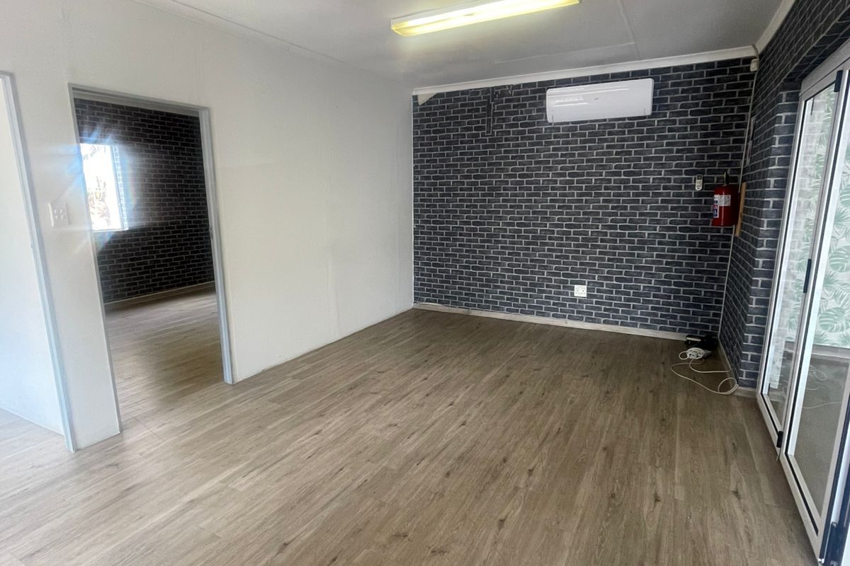 Medical suite to rent within a Wellness Centre - Photo 4