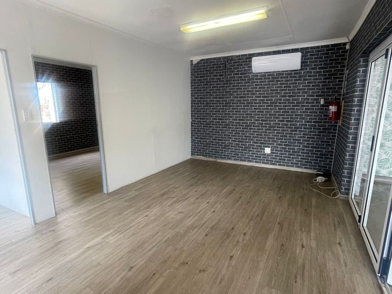 Medical suite to rent within a Wellness Centre - Photo 4