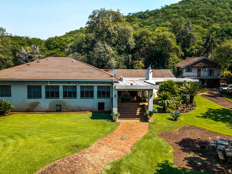 Stunning Sugarcane Production Farm in the Malelane Area - Photo 9
