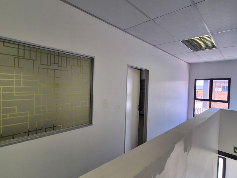 High-Exposure 538m2 Industrial Warehouse, Secure N4 Industrial Park, Available 1 July 2026 - Photo 8