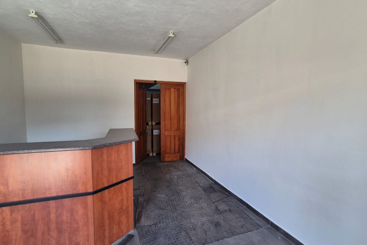 High-Exposure 538m2 Industrial Warehouse, Secure N4 Industrial Park, Available 1 July 2026 - Photo 2